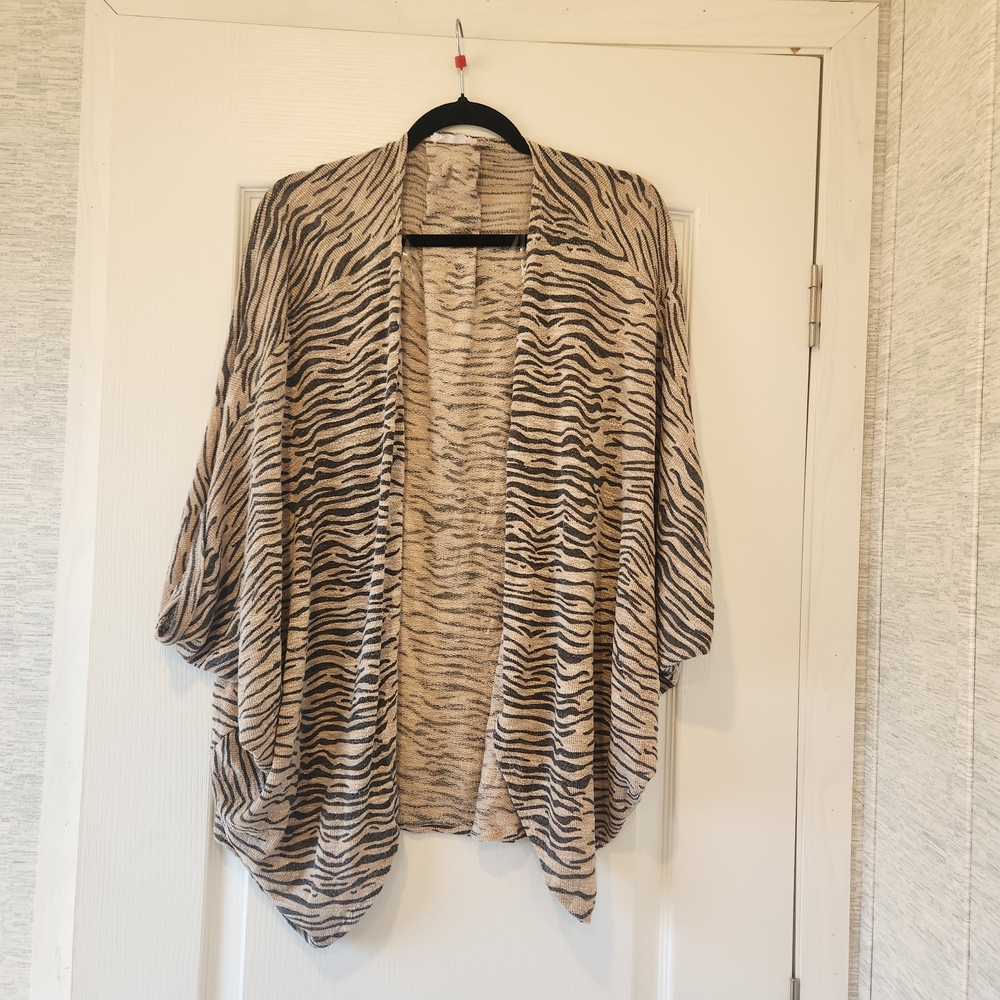 First Love Zebra Patterned Women's Cardigan Size S Euc